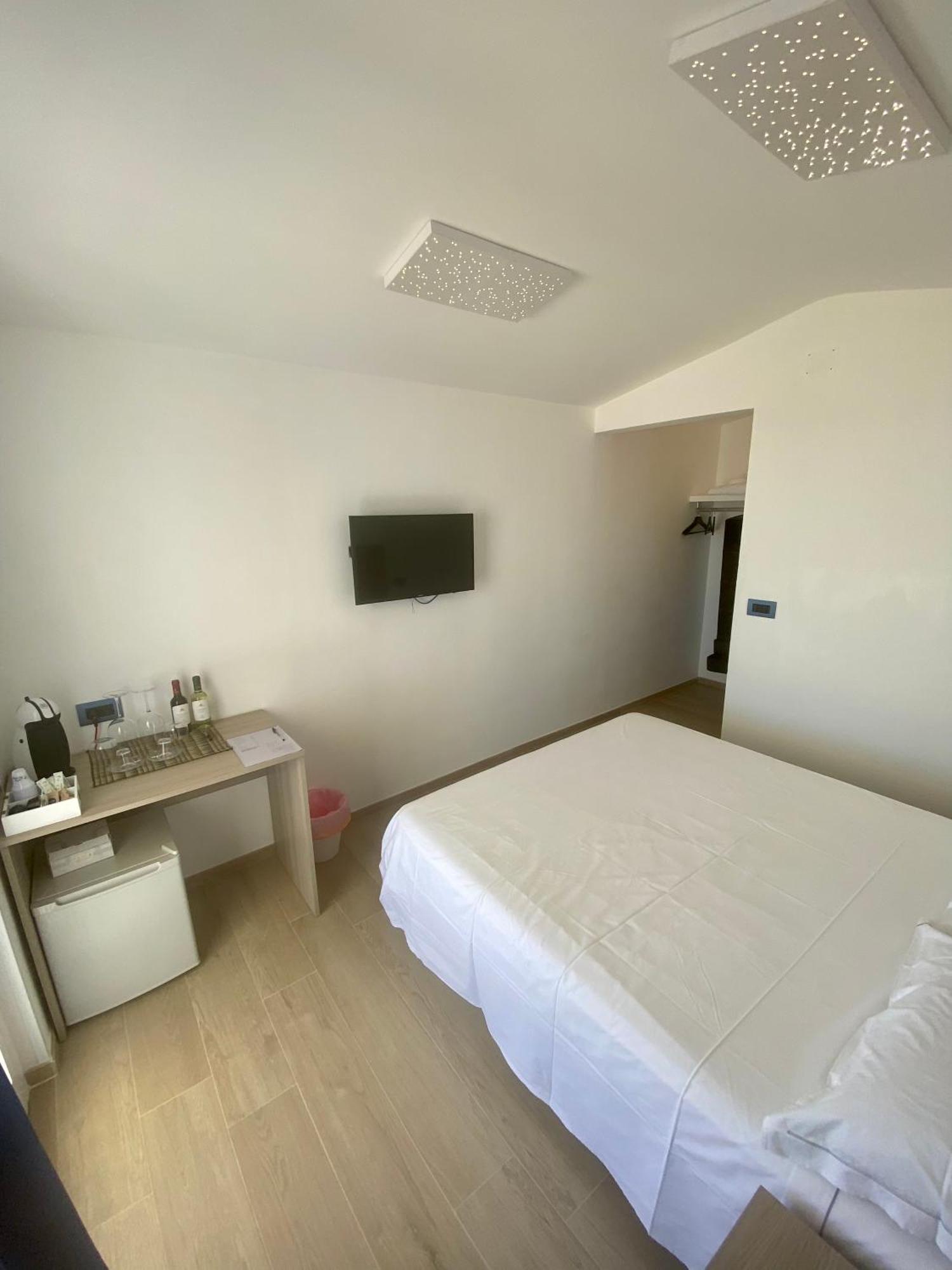 Marina Bay Beach Hotel 페스키치 외부 사진
